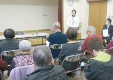 ���𗧂��u���@��R�P��