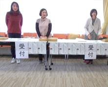 �w�ݓ��R���A���̂ЂƂ�e�Ƒ��̌���x�ɂ���