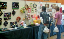 �앐�ɔV���n��l���𗬏H�܂�